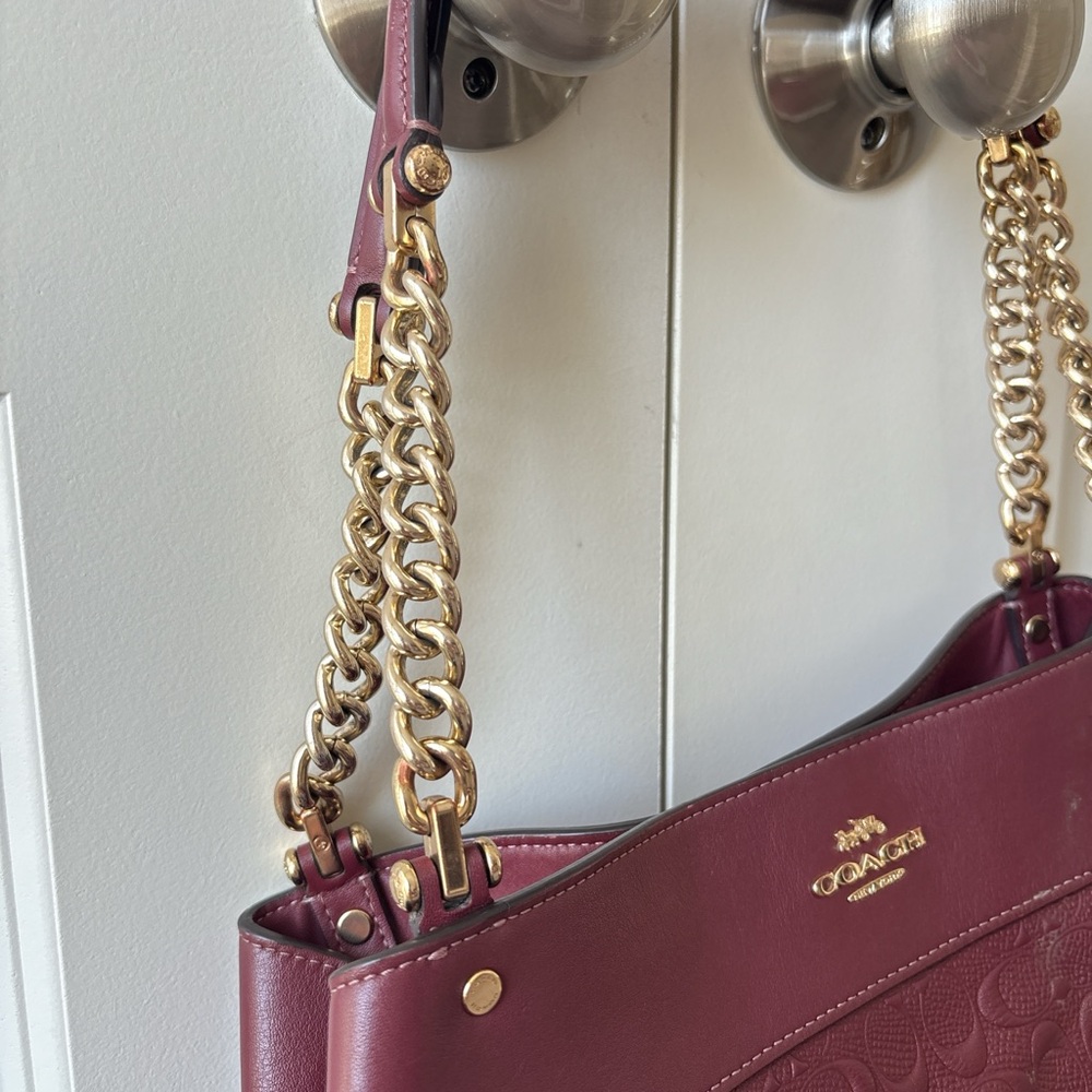 *SOLD* Coach Burgundy Embossed Leather Tote - Picture 6 of 8